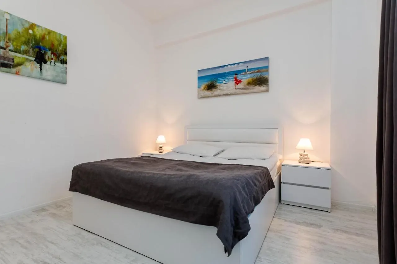 Luxury Apartment In The City Centre Tbilisi