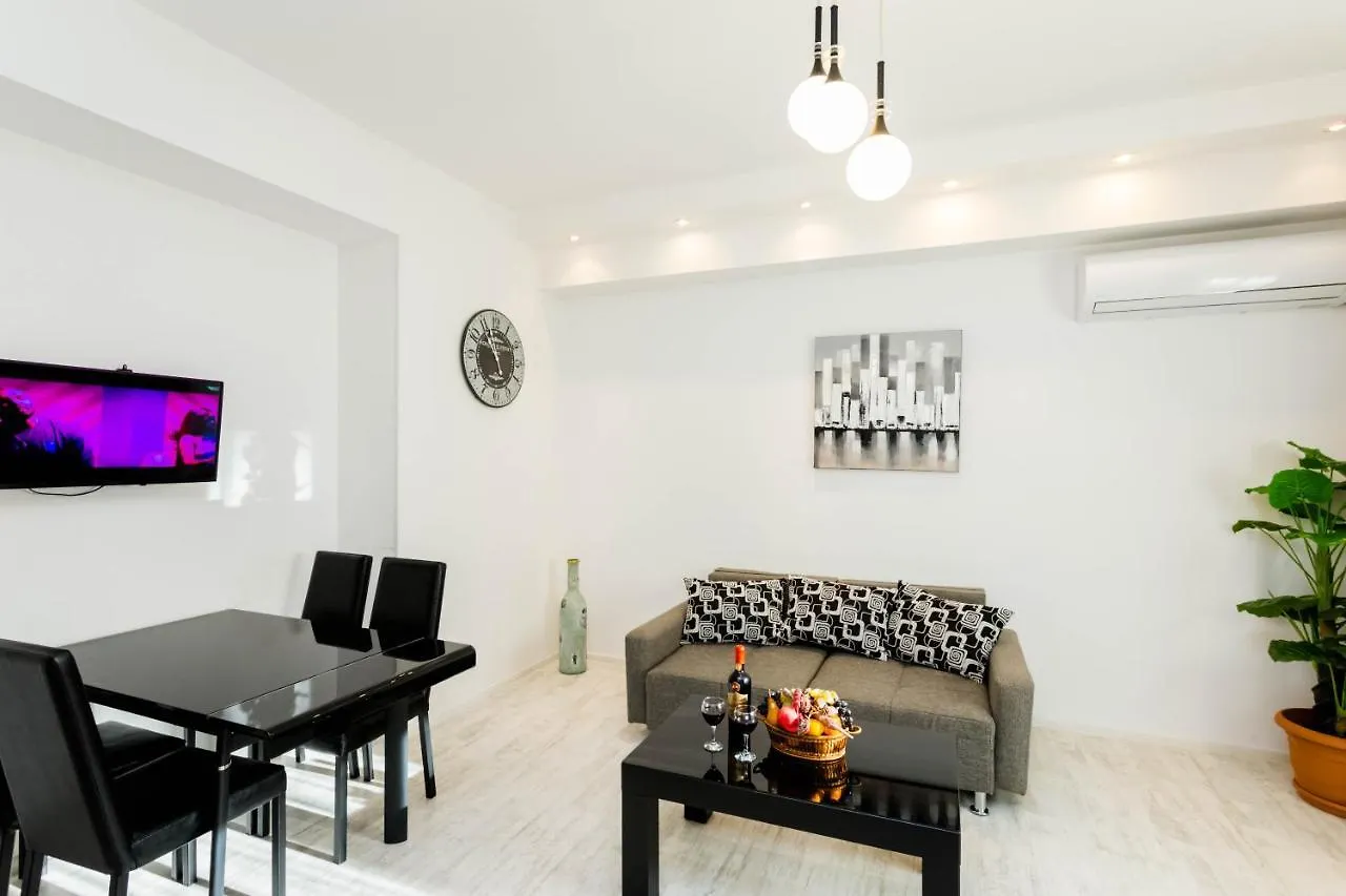 Luxury Apartment In The City Centre Tbilisi