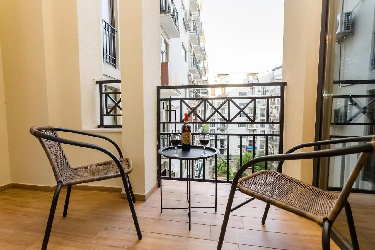 Luxury Apartment In The City Centre Tbilisi